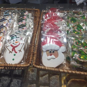 Liliha Bakery - Christmas themed cookies - Bakeries Near Me - Honolulu, Hawaii