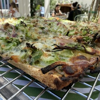 Goop Kitchen - Hot Bianca Pizza - Pizza Near Me - San Diego, California Goop Kitchen - Hot Bianca Pizza - Pizza Near Me - San Diego, California