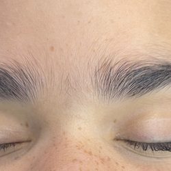 Zubis Threading Corner - Before
