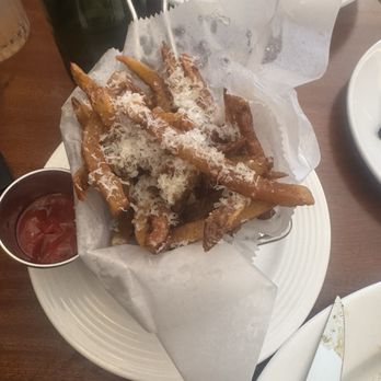 Lobby Bar - Truffle fries - American Near Me - Washington, DC, District of Columbia