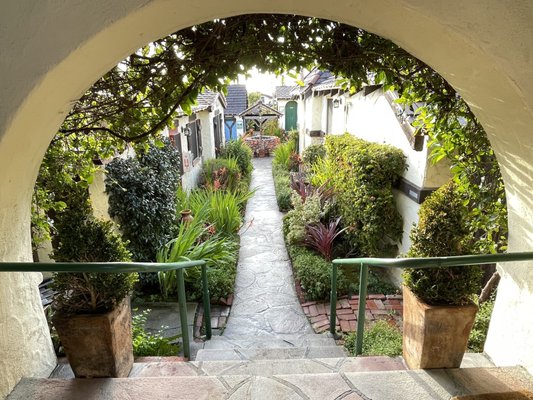 Manzanita Cottages by null