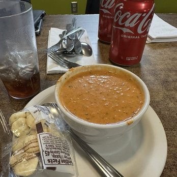 Franks Diner - Soup Of The Day - it was tomato basil and it was fantastic. - Diners Near Me - Kenosha, Wisconsin