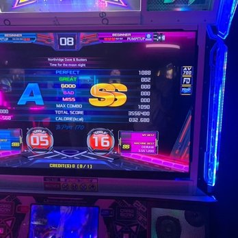 Dave & Buster's Northridge - Arcades Near Me - Northridge, California