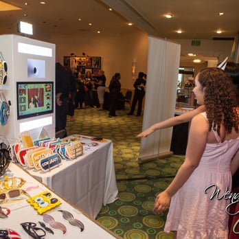 Eventz Photo Booth - Photo Booth Rentals Near Me Eventz Photo Booth - Photo Booth Rentals Near Me