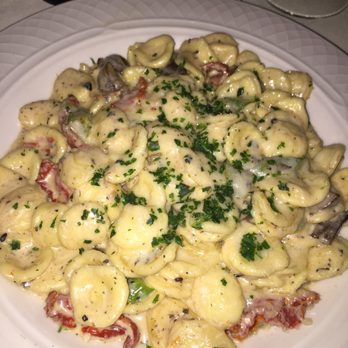 Prosecco - Best pasta dish I've ever eaten! - Italian Near Me - Chicago, Illinois Prosecco - Best pasta dish I've ever eaten! - Italian Near Me - Chicago, Illinois