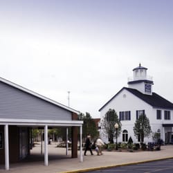 Lighthouse Place Premium Outlets