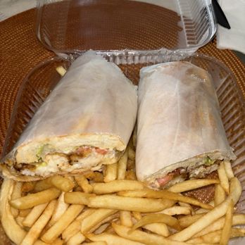 Cibus - Filete de Pescado Sandwich - Latin American Near Me - Stratford, Connecticut