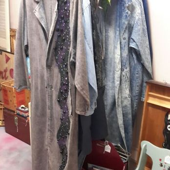 The Stoney Toad - Vintage and custom clothes - Antiques Near Me - Rock Hill, South Carolina