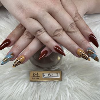 LV Nails & Spa - Autum leaf design with silhouette branches and rose gold accents - Nail Salons Near Me - Orange City, Florida LV Nails & Spa - Autum leaf design with silhouette branches and rose gold accents - Nail Salons Near Me - Orange City, Florida
