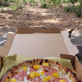 Kamala's Kitchen - Hawaiian Pizza - Pizza Near Me