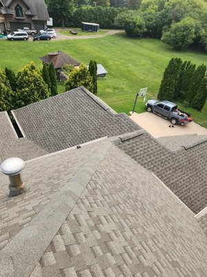 Asphalt Shingles Roof Installation - Mid-Valley Home Improvements - Asphalt Shingles Roof Installation - Mid-Valley Home Improvements Asphalt Shingles Roof Installation - Mid-Valley Home Improvements - Asphalt Shingles Roof Installation - Mid-Valley Home Improvements
