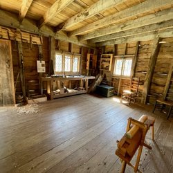 Londontowne Public House & Gardens - Interior view of the 17th century carpenter shop