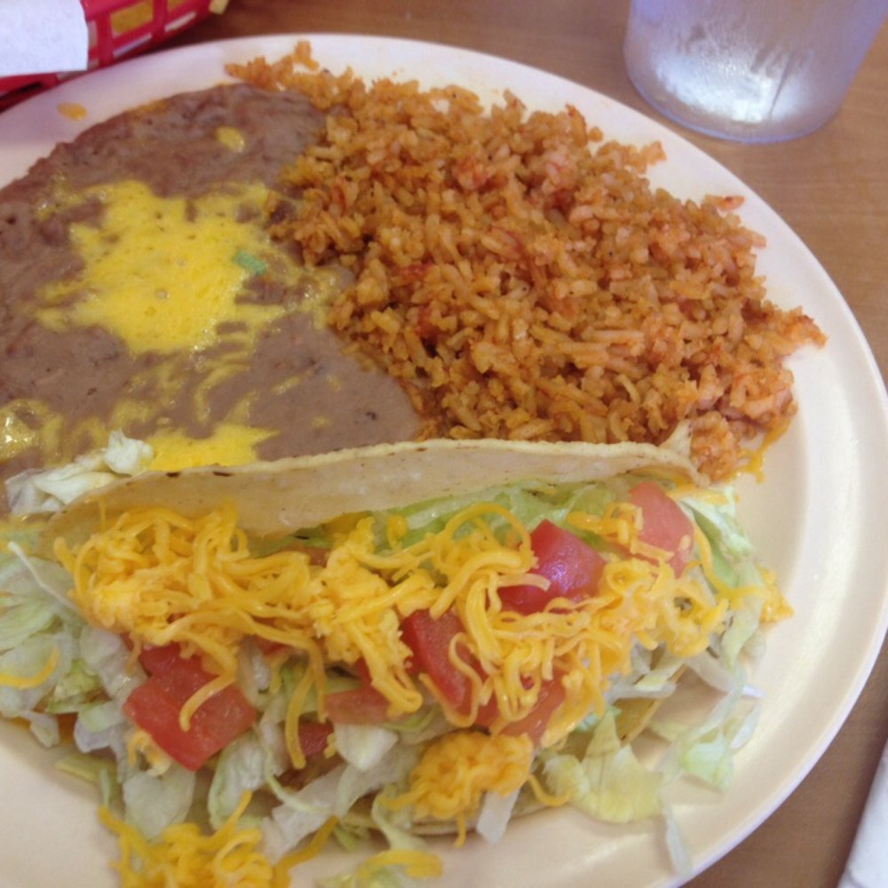Don Juan's Cocina - Chicken Taco with Rice and Beans - Mexican Near Me - Socorro, New Mexico