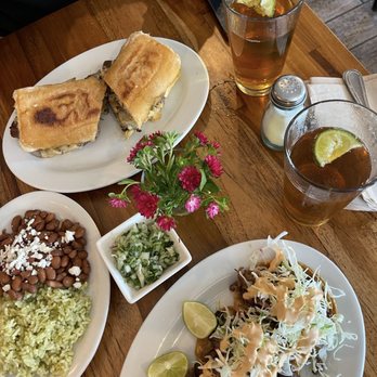 Mercado 925 - Carne Asada Torta & Tacos - Mexican Near Me - Berkeley, California