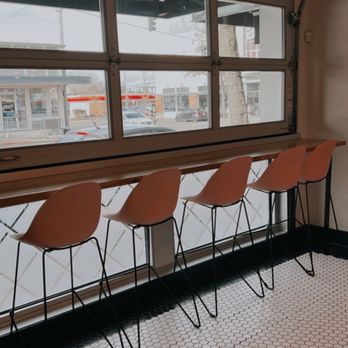Ice Cream Social - Proctor - Cute pink window seating - Desserts Near Me - Tacoma, Washington