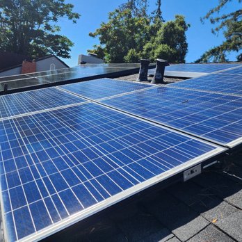 Solar Scrub Club - After photo of clean panels - Solar Panel Cleaning Near Me Solar Scrub Club - After photo of clean panels - Solar Panel Cleaning Near Me