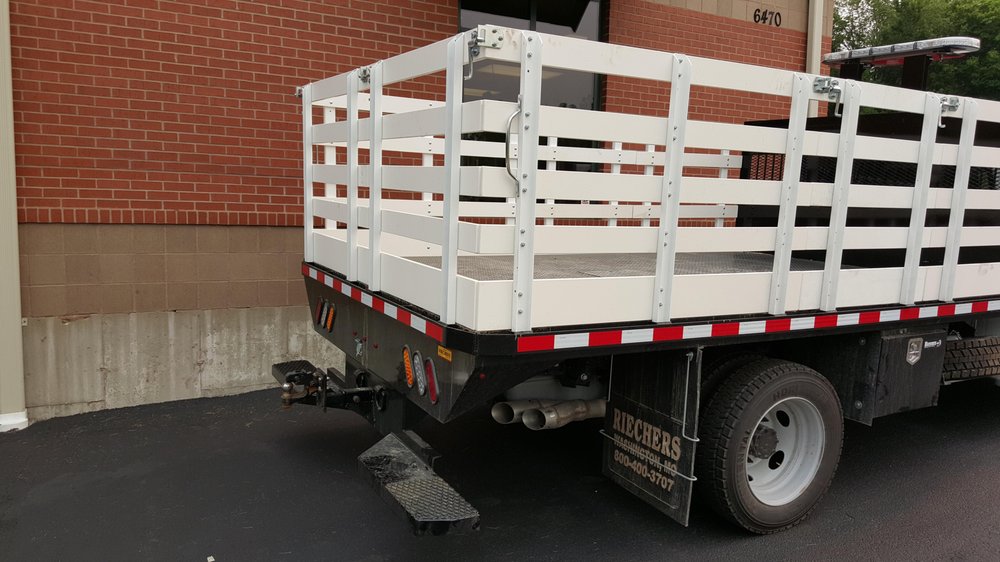 RIECHERS’ TRUCK BODY & EQUIPMENT Updated June 2024 49 Photos 6470
