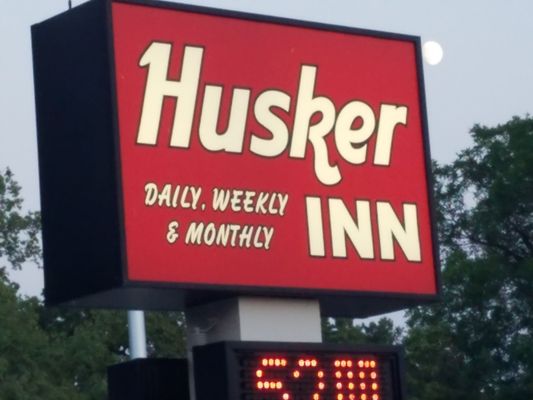 Husker Inn by null