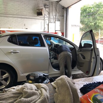 Classic Hand Carwash - Car Wash Near Me - Chicago, Illinois