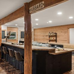Electric Mountain Lodge