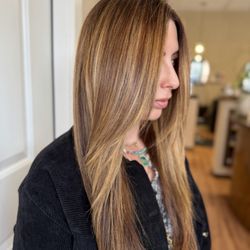 Mystique Beauty Salon