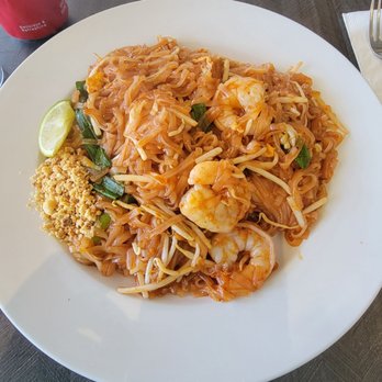 Chaba Thai Kitchen - Shrimp Pad Thai - Thai Near Me - San Diego, California
