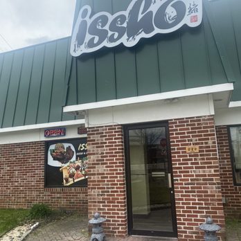 Issho Sushi And Steakhouse - Front entrance - Sushi Bars Near Me - Exton, Pennsylvania