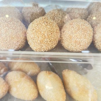 Sun Fresh Bakery House - Deep fried sesame seed balls and salted donuts - Bakeries Near Me - Vancouver, British Columbia Sun Fresh Bakery House - Deep fried sesame seed balls and salted donuts - Bakeries Near Me - Vancouver, British Columbia