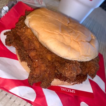 Chick-fil-A - ows a chicken sandwich on a bun - Fast Food Near Me - Franklin, Tennessee