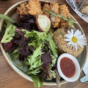 Lapisara Eatery - Fried Chicken - Breakfast & Brunch Near Me - San Francisco, California