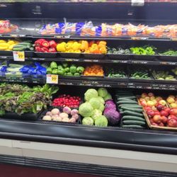 Melon Vine Food Store - Fresh vegetables