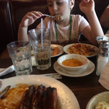 Giovanni - Italian Near Me - Bronx, New York