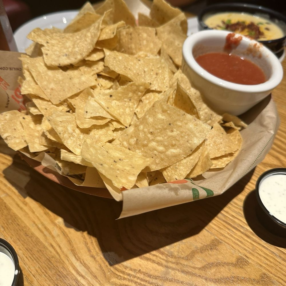 Chili's - Chips & Salsa - Tex-Mex Near Me - Hickory, North Carolina Chili's - Chips & Salsa - Tex-Mex Near Me - Hickory, North Carolina