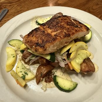 Lily's Seafood - Salmon - Breweries Near Me - Royal Oak, Michigan