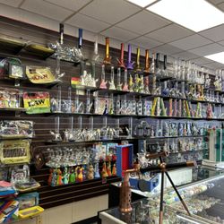 Monty’s Tobacco & Vape