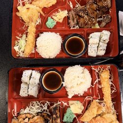 Steak bento box and chicken thigh bento box