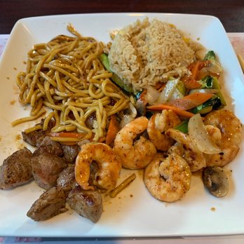 Sakura Sushi - Shrimp and steak hibachi - Sushi Bars Near Me - Sioux Falls, South Dakota