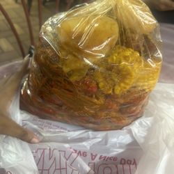 Kreyol Ya Ya - 3 pounds crawfish with corn,sausage, and potatoes.