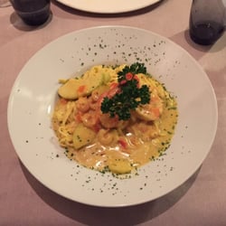 Restaurant Léman - Tagliatelles with shrimp and scampi. It was very good.