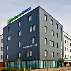Holiday Inn Express Birmingham - South A45