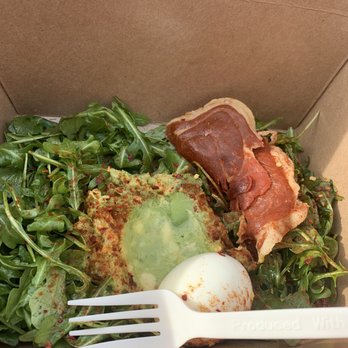 Bear Coast Coffee - Breakfast smoked paprika dusted avocado, egg, prosciutto ham. - Coffee & Tea Near Me - San Clemente, California