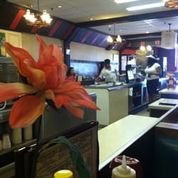 Windsor Farms Restaurant & Ice Cream