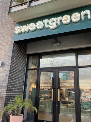 sweetgreen - Healthy Salads, Bowls and Plates by null