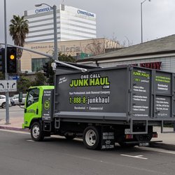 One Call Junk Haul San Fernando Valley - On the job in Sherman Oaks