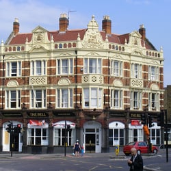 The Bell Pub - Beautiful old building.