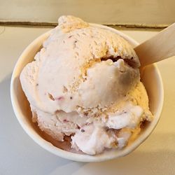 COWS - PEI strawberry