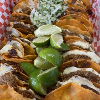 Birria Estilo Zacatecas - 25 birria tacos , 4 consume , and 4 drinks - Tacos Near Me - Albuquerque, New Mexico
