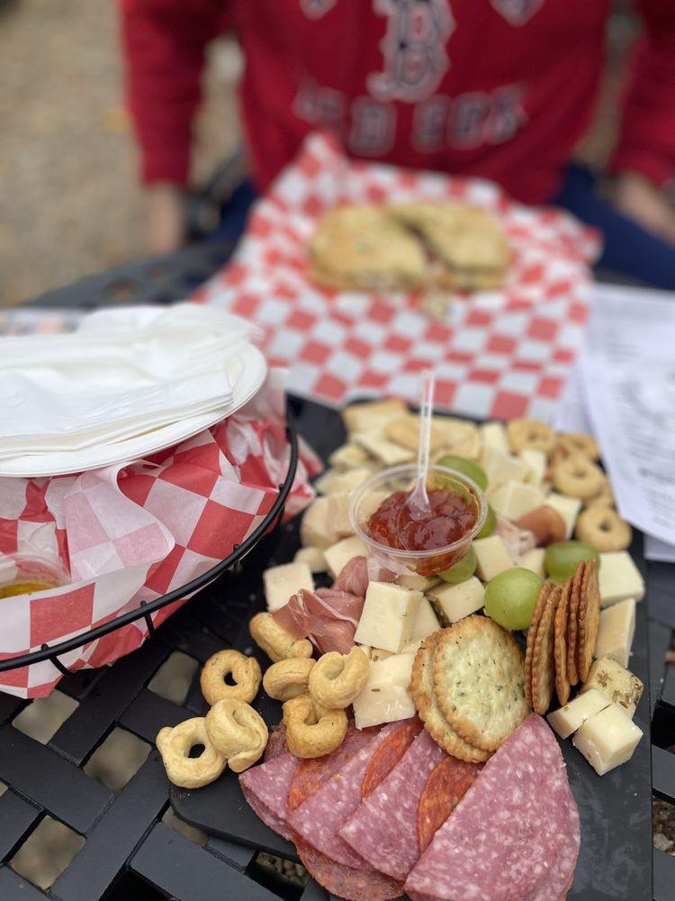 Fulchino Vineyard - vineyard in Hollis, NH