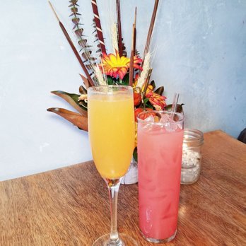 Thompson Brooke - Bars Near Me - Brooklyn, New York