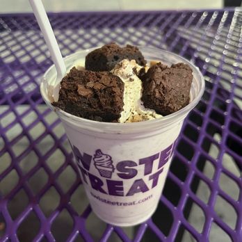 Twistee Treat - Westside - Brownie/Heath twirl - Ice Cream & Frozen Yogurt Near Me - Kissimmee, Florida Twistee Treat - Westside - Brownie/Heath twirl - Ice Cream & Frozen Yogurt Near Me - Kissimmee, Florida